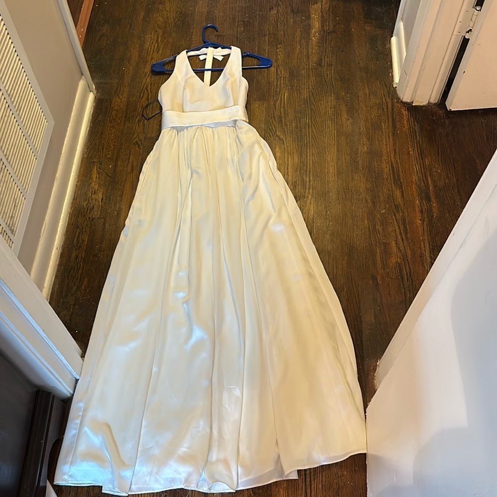 Bridal dress with pockets